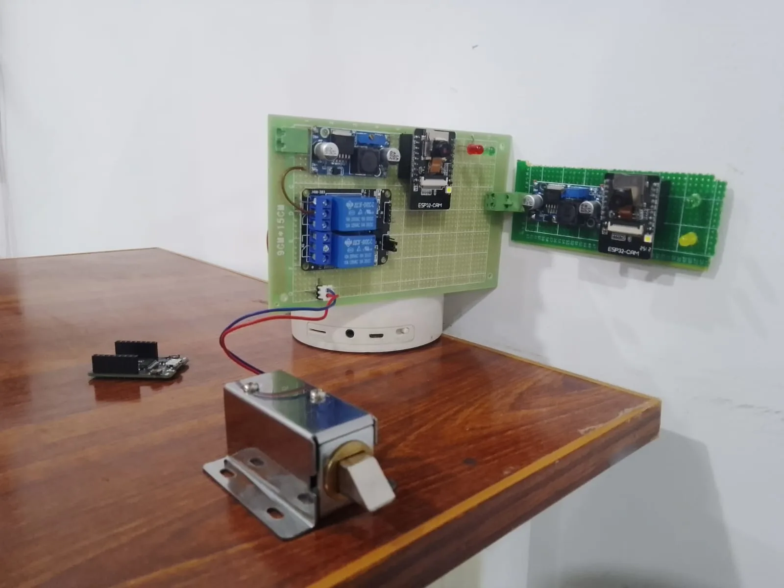 door lock using qr code (2)